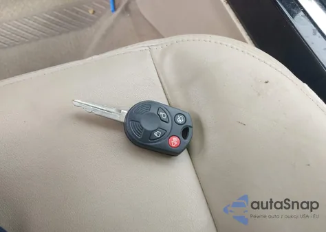 2010 Ford Escape Limited from USA, damaged, VIN 1FMCU0EG4AKB19839